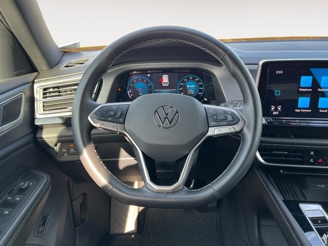 2025 Volkswagen Atlas Cross Sport 2.0T SE w/Technology