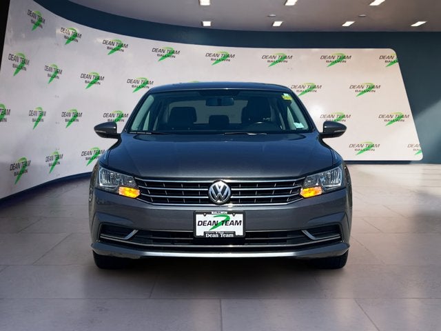 2017 Volkswagen Passat 1.8T SE