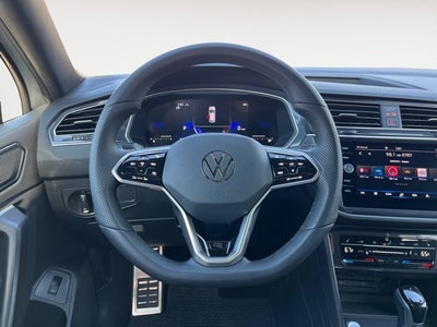 2024 Volkswagen Tiguan SE R-Line Black