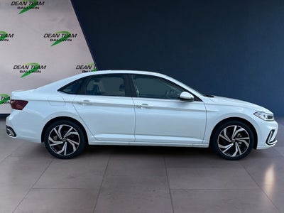 2025 Volkswagen Jetta SEL
