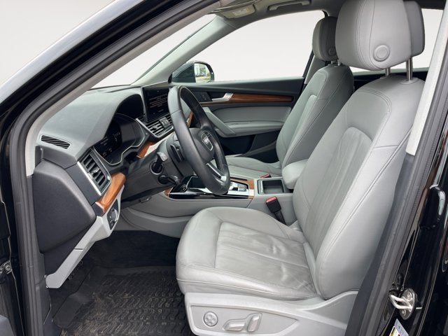 2022 Audi Q5 S line Premium Plus