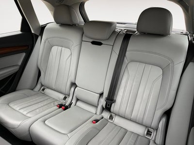 2022 Audi Q5 S line Premium Plus